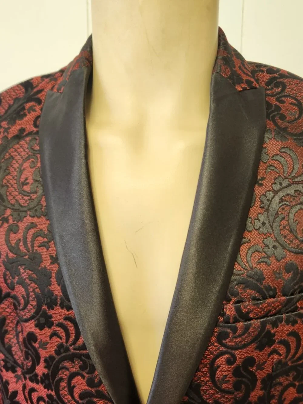 brocade dinner jacket M men's red black formal INC